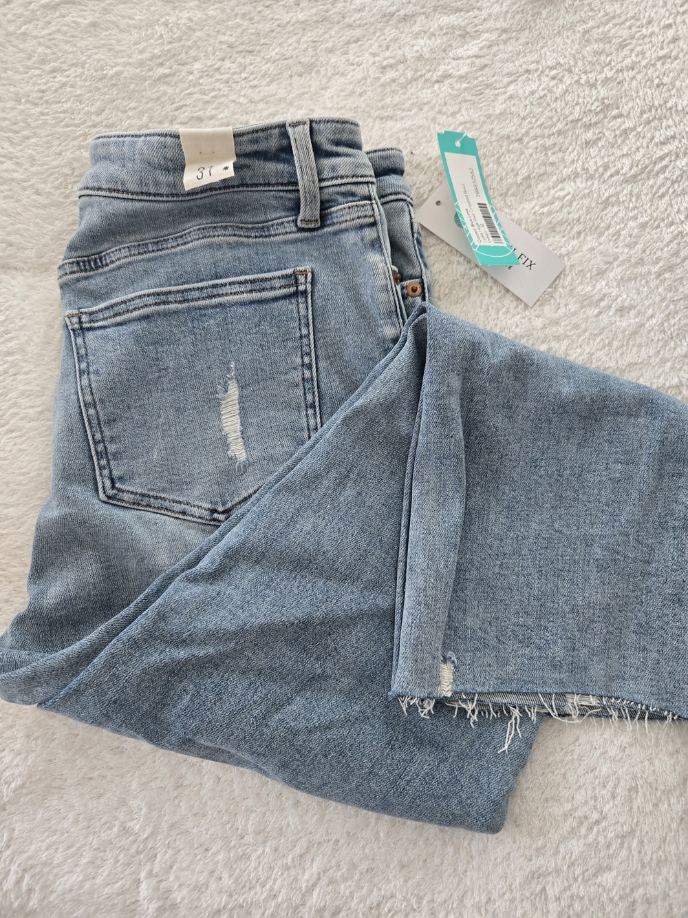 Light Wash Cropped Distressed Women's Jeans
